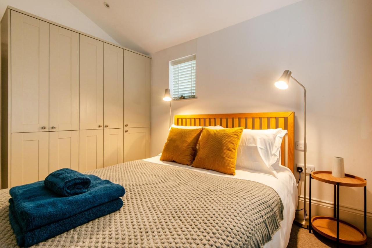 Beautiful, Central, 3 Min Walk From Beach, 2 King Doubles Hove Extérieur photo