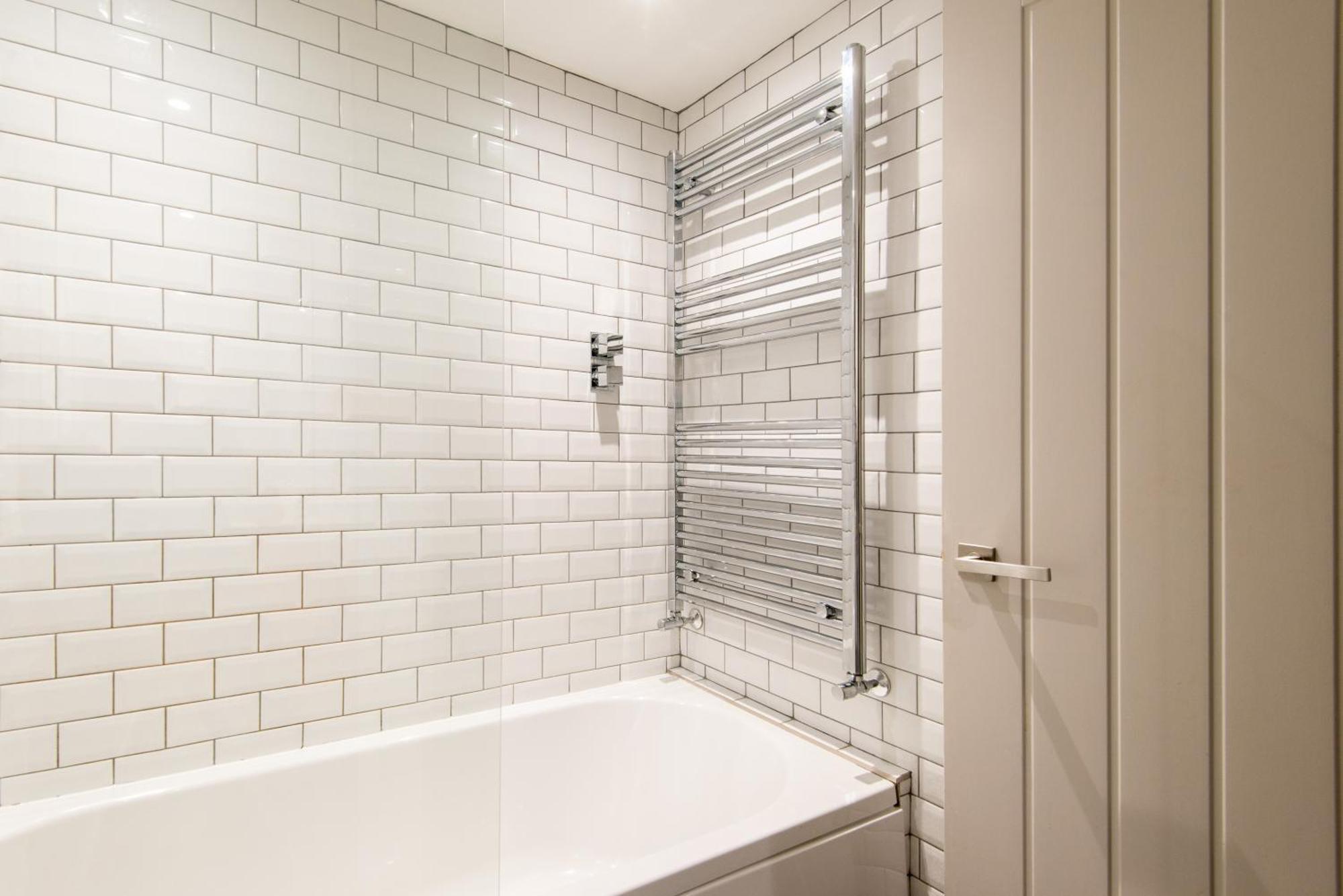 Beautiful, Central, 3 Min Walk From Beach, 2 King Doubles Hove Extérieur photo